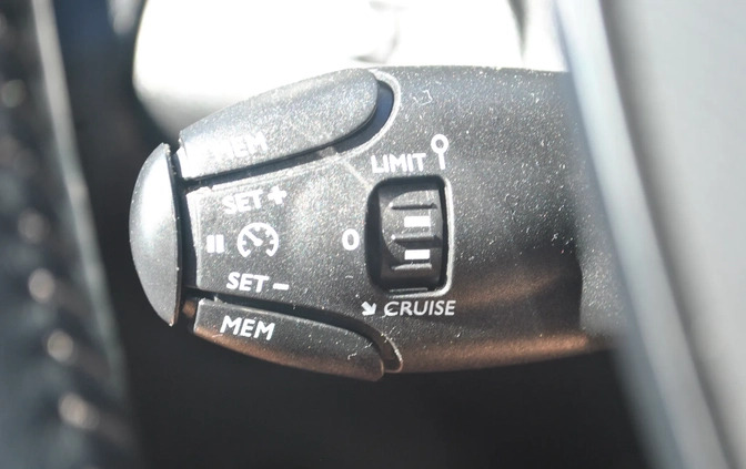 Peugeot Rifter cena 72900 przebieg: 132655, rok produkcji 2019 z Miastko małe 232